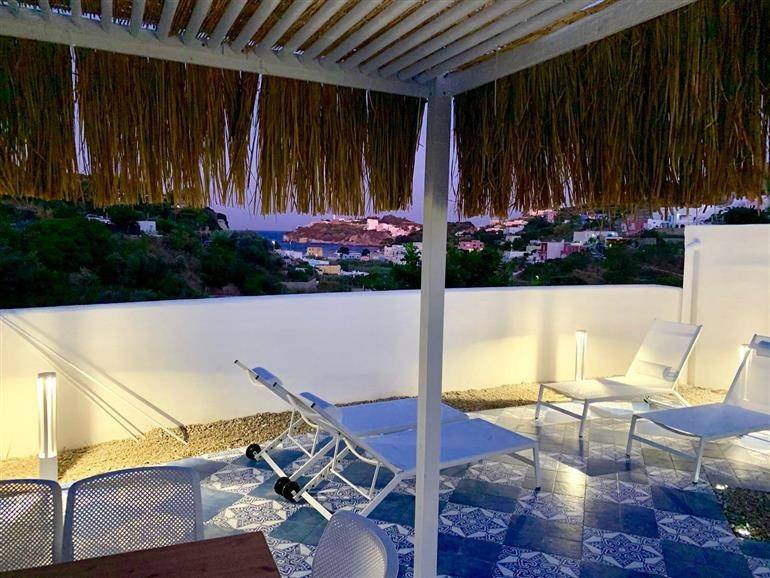 appartamento in vendita a Ponza in zona Santa Maria