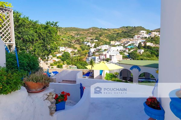 appartamento in vendita a Ponza in zona Santa Maria