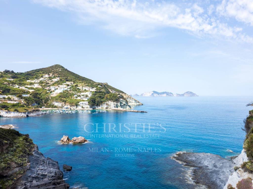 casa indipendente in vendita a Ponza in zona Le Forna