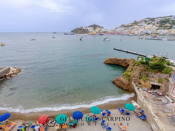 appartamento in vendita a Ponza