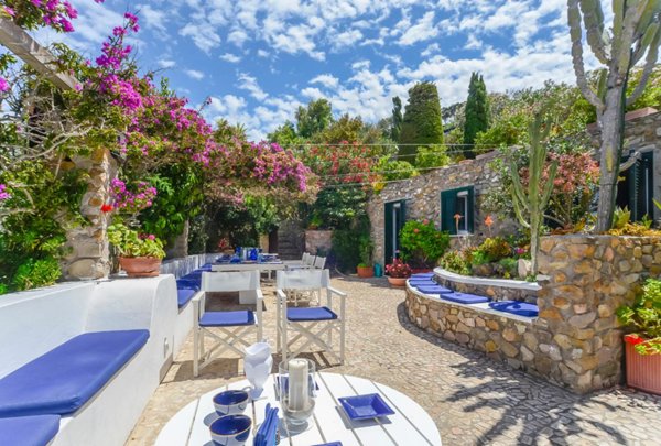 casa indipendente in vendita a Ponza
