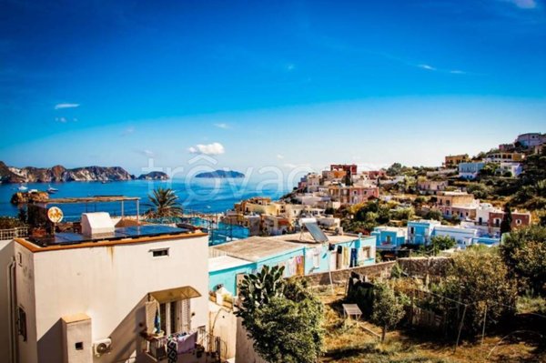 casa indipendente in vendita a Ponza