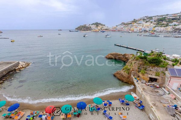 appartamento in vendita a Ponza