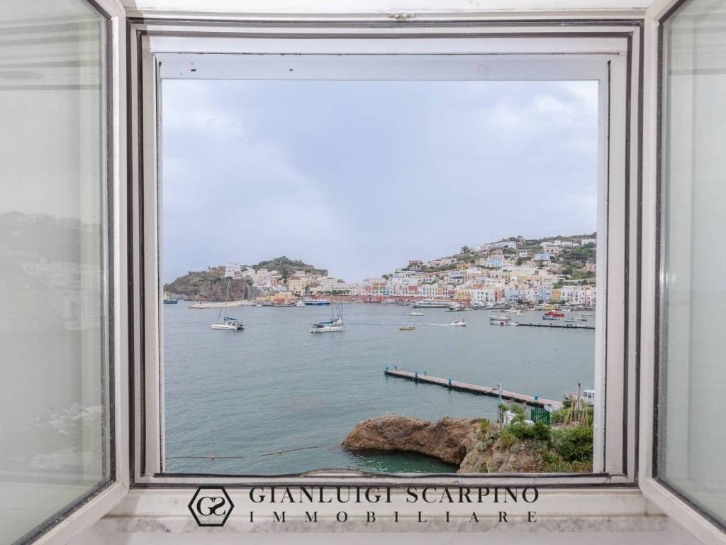appartamento in vendita a Ponza