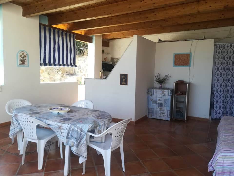 casa indipendente in vendita a Ponza