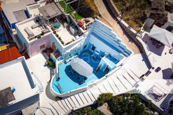 casa indipendente in vendita a Ponza in zona Santa Maria