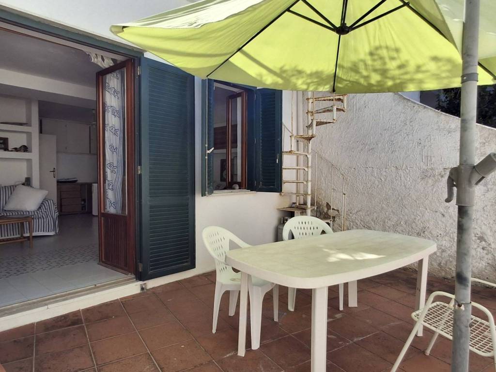 appartamento in vendita a Ponza