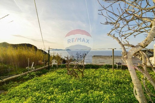 appartamento in vendita a Ponza