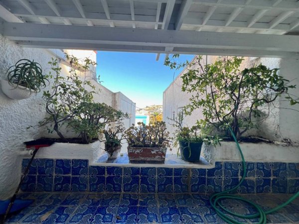 appartamento in vendita a Ponza in zona Santa Maria