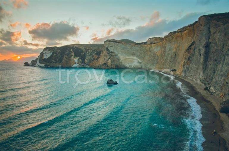 casa indipendente in vendita a Ponza in zona Campo Inglese