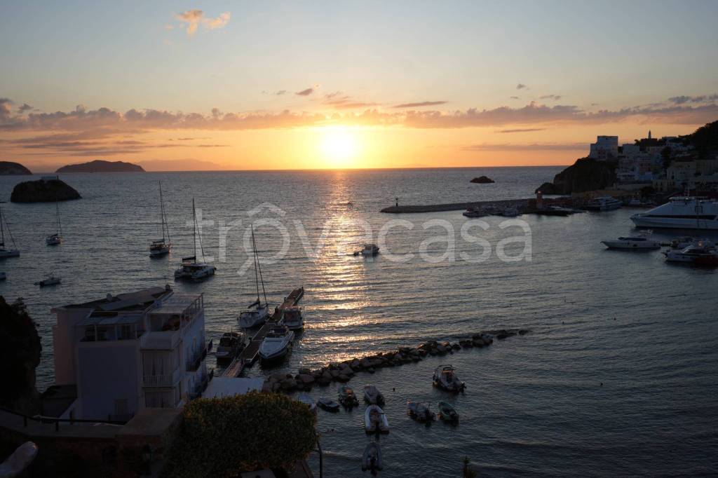 appartamento in vendita a Ponza