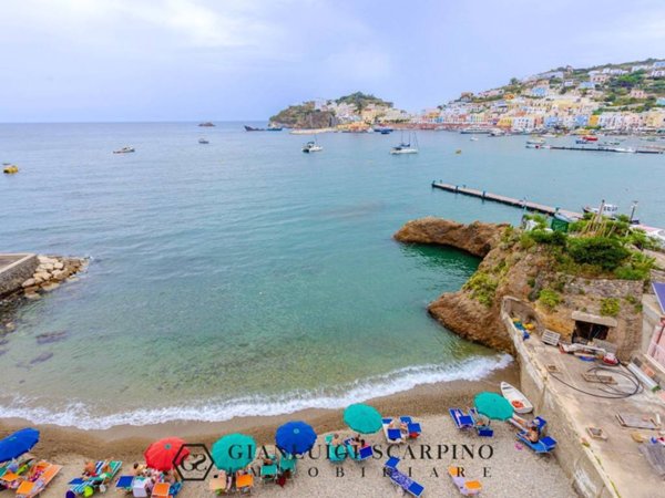 appartamento in vendita a Ponza