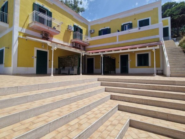 appartamento in vendita a Ponza