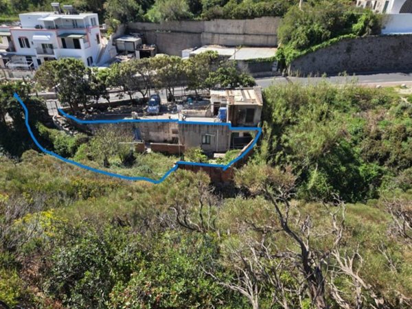 casa indipendente in vendita a Ponza