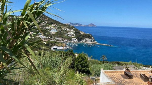 appartamento in vendita a Ponza in zona Campo Inglese