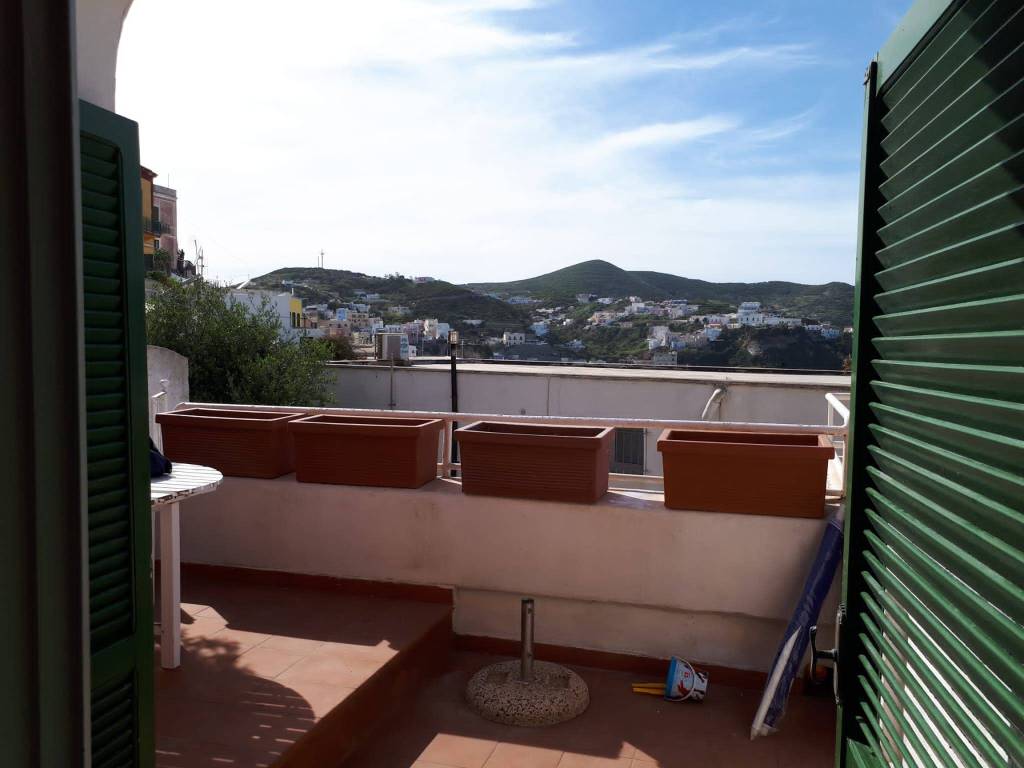 appartamento in vendita a Ponza in zona Santa Maria