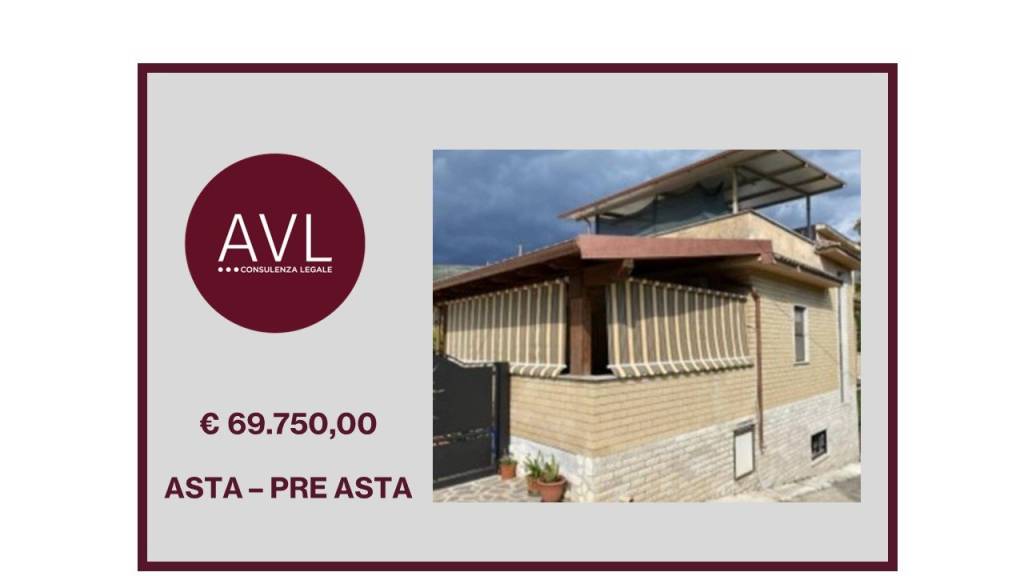 casa indipendente in vendita a Priverno in zona San Martino