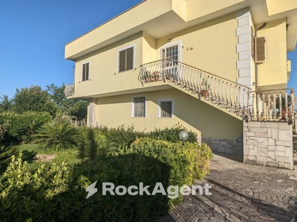 casa indipendente in vendita a Priverno
