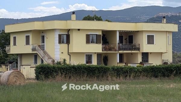 casa indipendente in vendita a Priverno