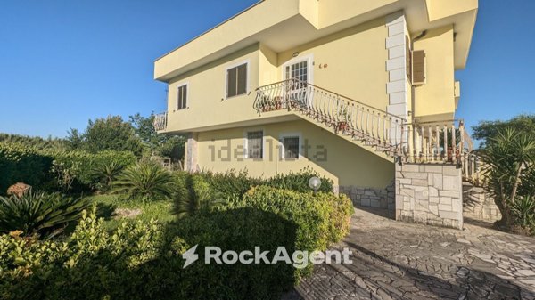 casa indipendente in vendita a Priverno