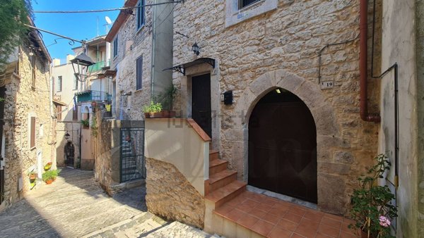 appartamento in vendita a Priverno