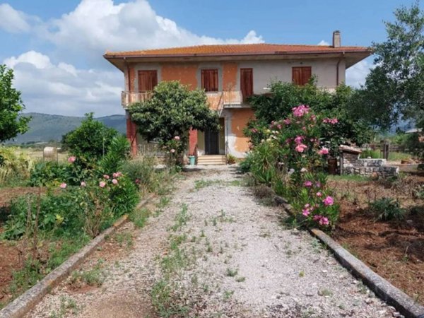 appartamento in vendita a Priverno