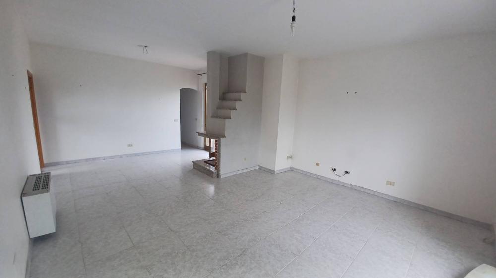 appartamento in vendita a Priverno