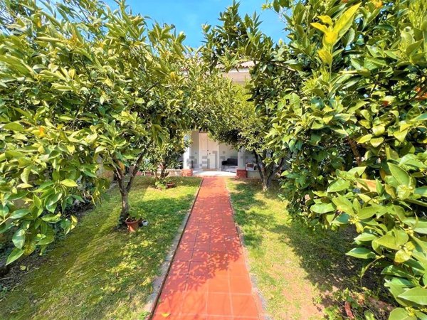 pentavano in vendita a Priverno