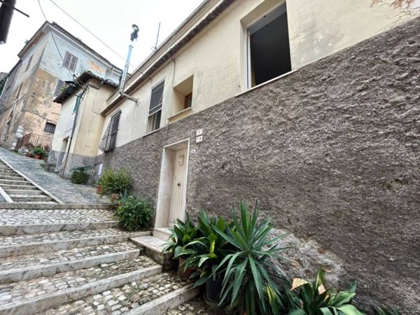appartamento in vendita a Priverno