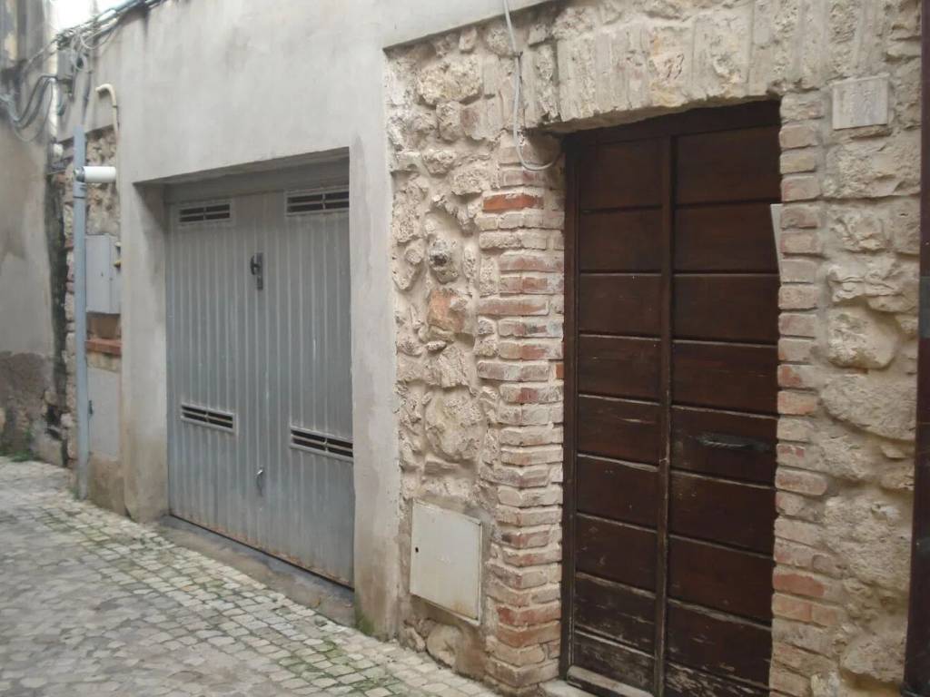 casa indipendente in vendita a Priverno
