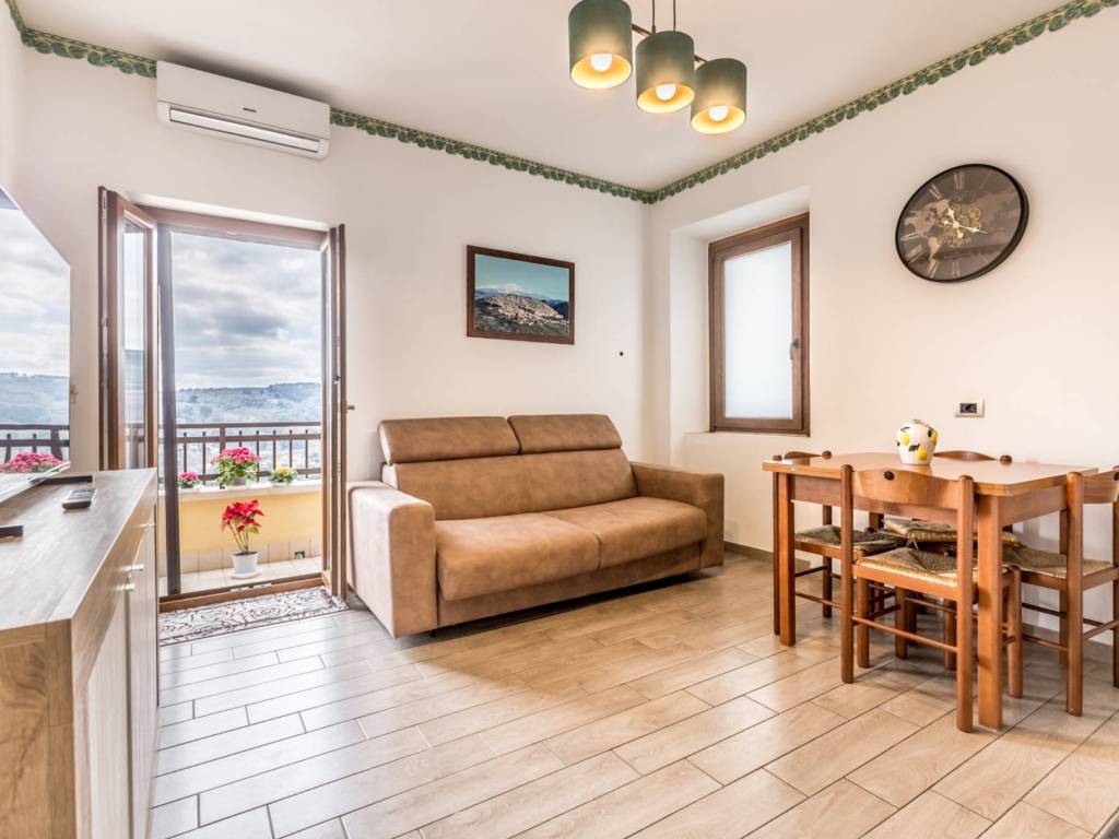 appartamento in vendita a Priverno