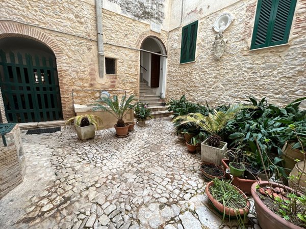 appartamento in vendita a Priverno