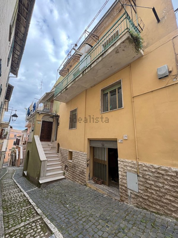 appartamento in vendita a Priverno