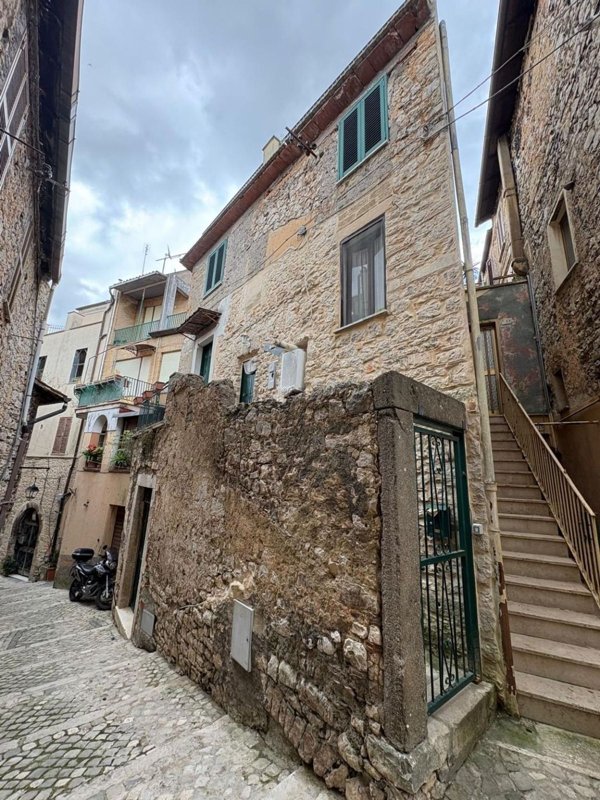 appartamento in vendita a Priverno