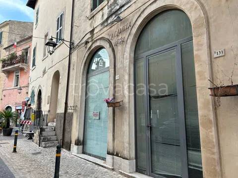 negozio in vendita a Priverno
