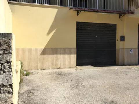 negozio in vendita a Priverno