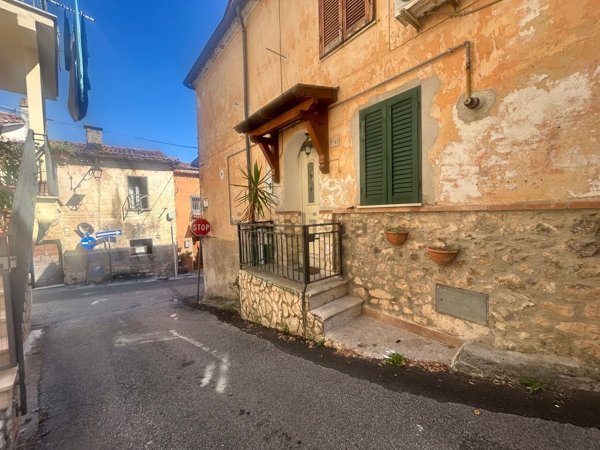 appartamento in vendita a Priverno