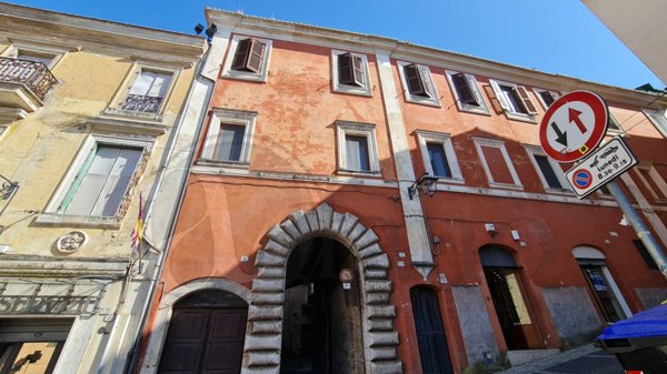 appartamento in vendita a Priverno