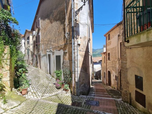 appartamento in vendita a Prossedi