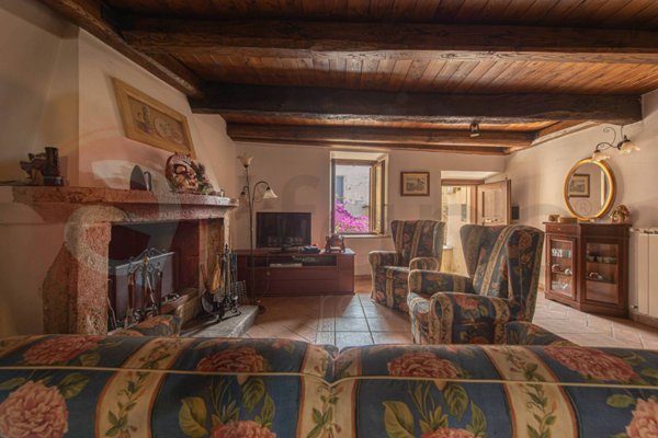 casa semindipendente in vendita a Prossedi