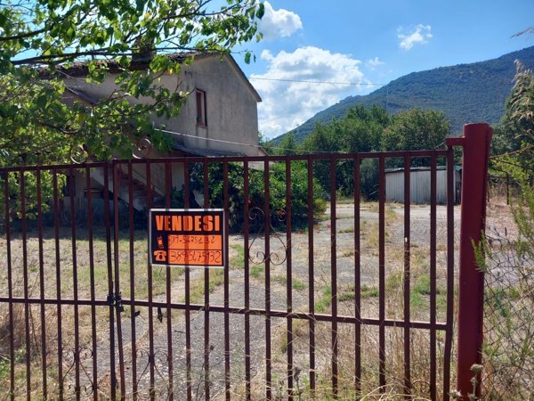 casale in vendita a Prossedi