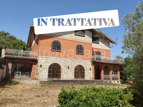 casa indipendente in vendita a Prossedi in zona Pisterzo