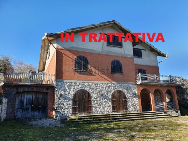 casa indipendente in vendita a Prossedi in zona Pisterzo