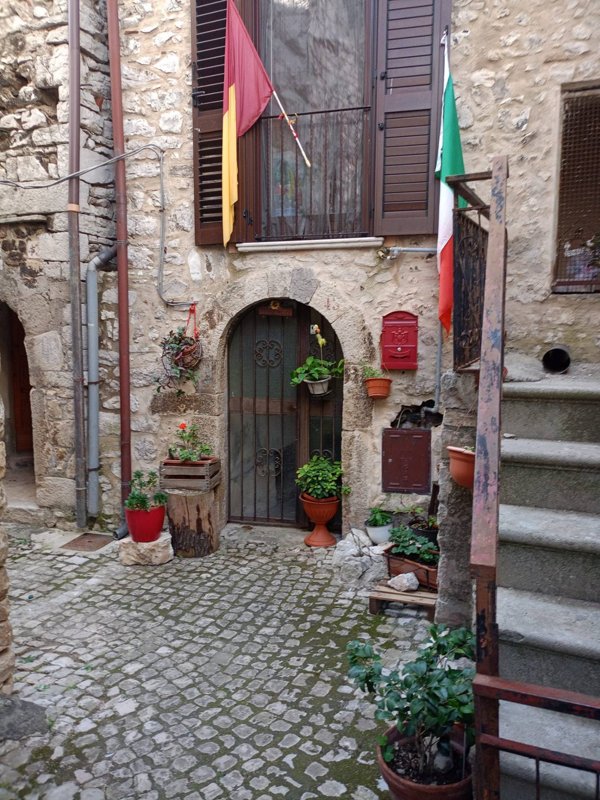 appartamento in vendita a Roccagorga