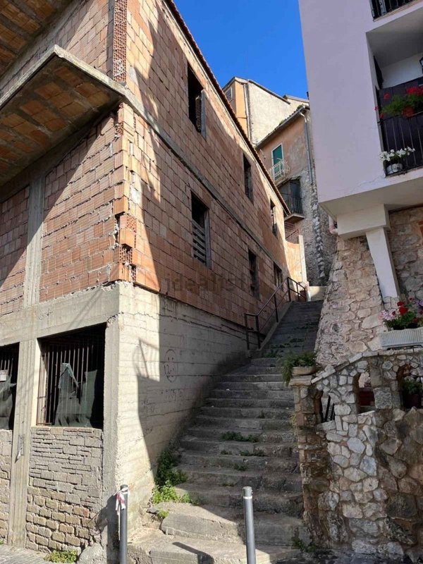 appartamento in vendita a Roccagorga