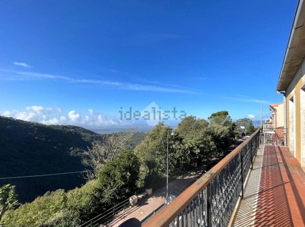 casa indipendente in vendita a Rocca Massima