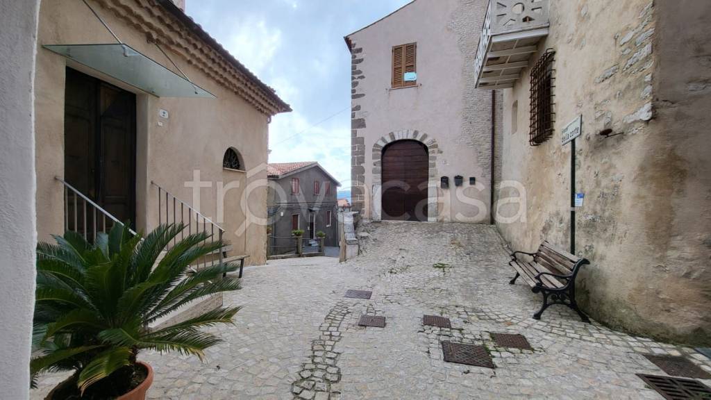 appartamento in vendita a Rocca Massima