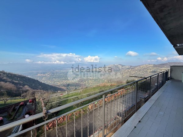 appartamento in vendita a Rocca Massima