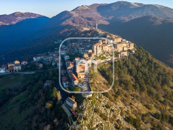 casa indipendente in vendita a Rocca Massima