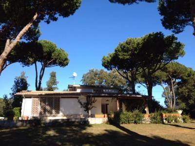 casa indipendente in vendita a Sabaudia